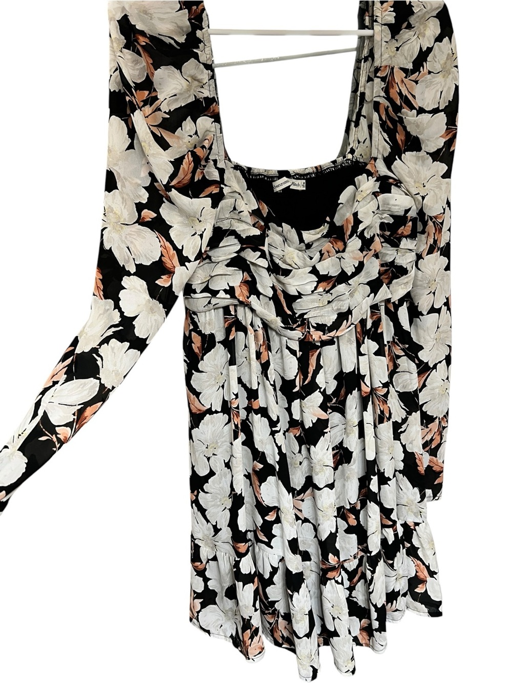 Abercrombie & Fitch Black Floral Long-Sleeve Scoop Dress - Picture 2 of 5